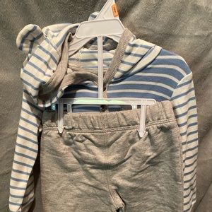 Baby boy 2 piece outfit size 12 month